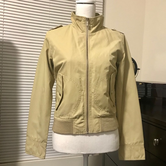 MICHAEL Michael Kors Jackets & Blazers - 🛍3/$15 Michael Kors Beige Rain Jacket/Windbreaker
